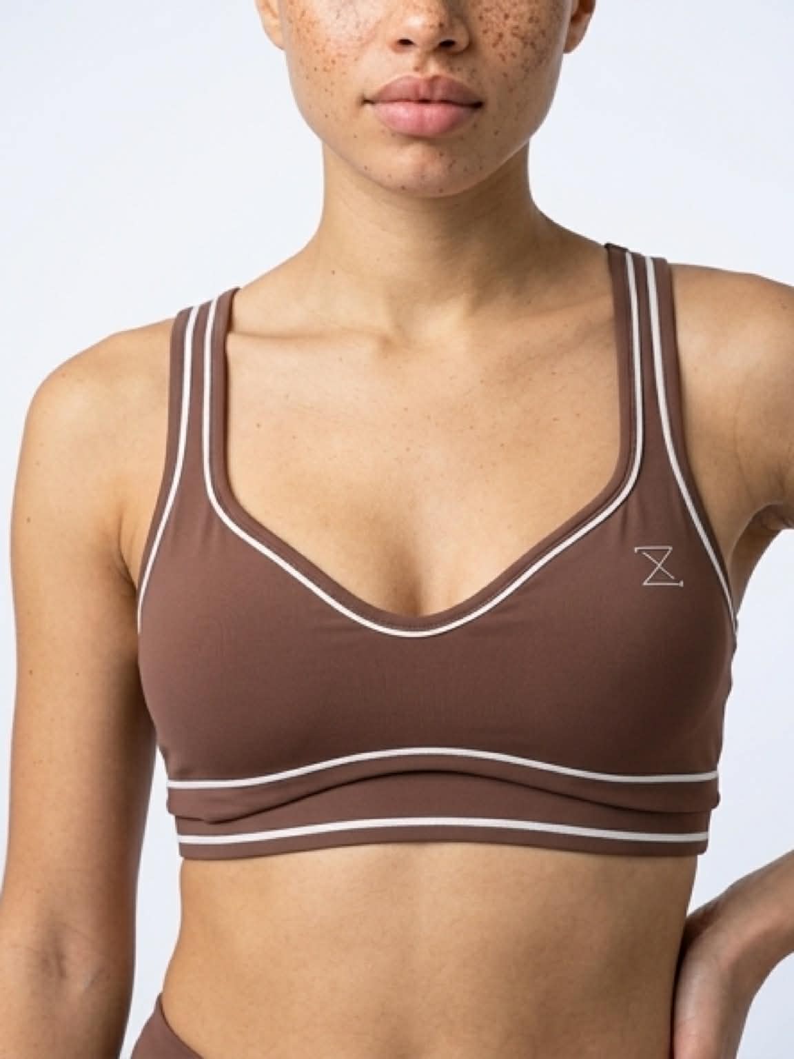 Korte sport top chocolate brown